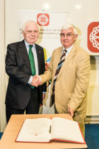 Yr Athro Hywel Francis a Syr Emyr Jones Parry